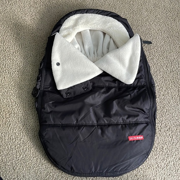 Skip Hop Winter Car Seat Cover - Picture 5 of 7